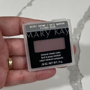 Mary Kay BERRY BROWN Mineral Cheek Color Blush Discontinued 0.18 oz NWOB #012968